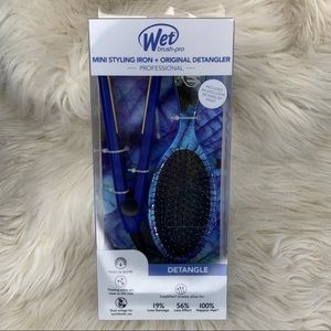 Wet Brush Pro Mini Styling Iron and Detangler Set
